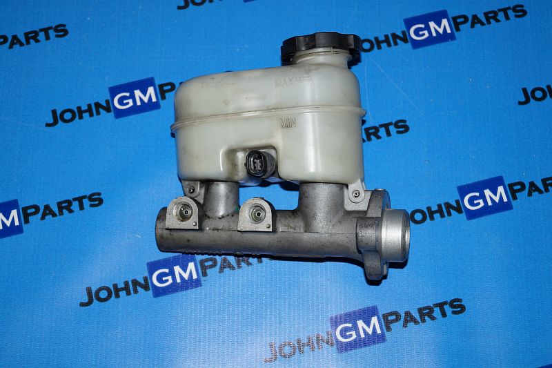 картинка Цилиндр тормозной главный Chevrolet Trailblazer от магазина JohnGMparts
