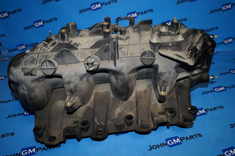 картинка Коллектор впускной 17113697 Chevrolet Tahoe GMT800 от магазина JohnGMparts