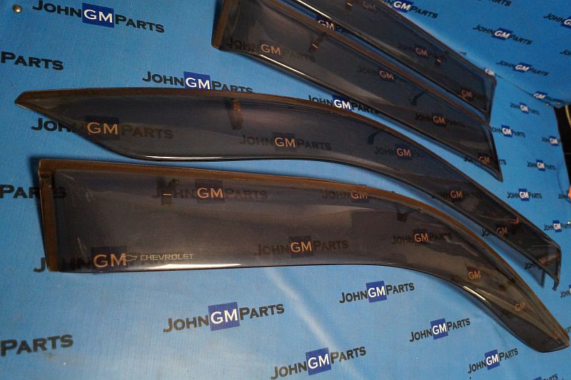 картинка Дефлекторы дверей Chevrolet Trailblazer от магазина JohnGMparts