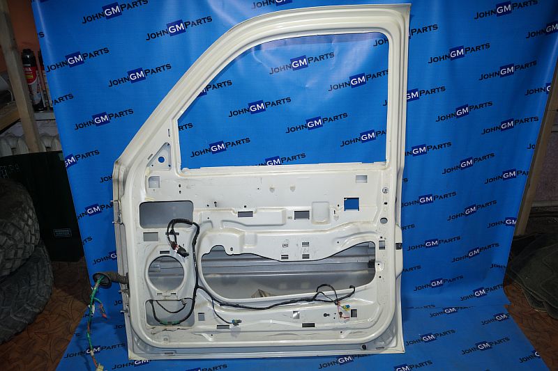 картинка Дверь передняя правая 15017224 Cadillac Escalade GMT800 от магазина JohnGMparts