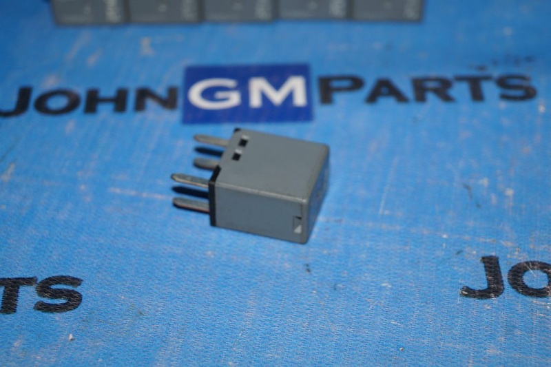 картинка Реле Tyco 15393412 GM от магазина JohnGMparts