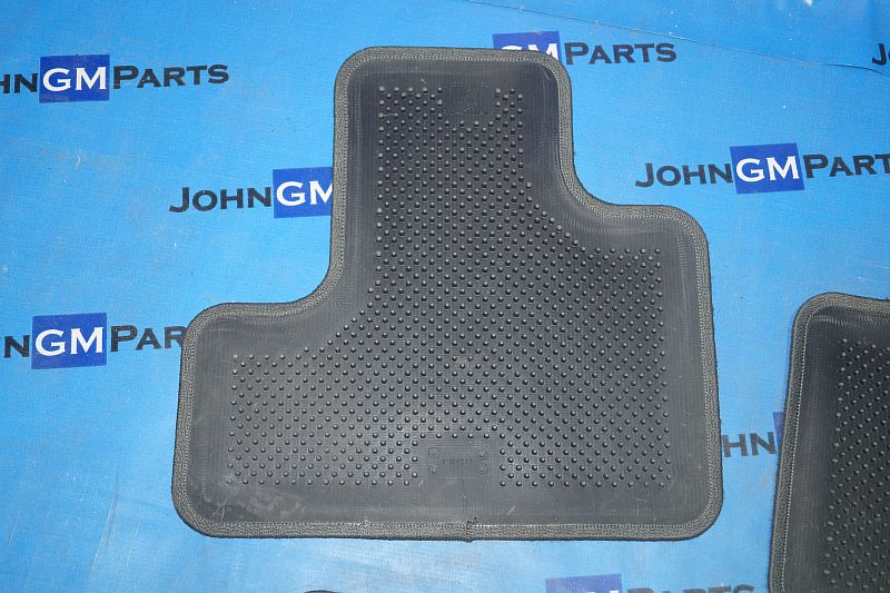 картинка Коврики комплект (серый) Chevrolet Trailblazer от магазина JohnGMparts