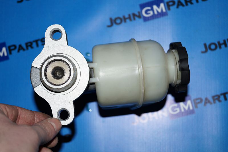 картинка Цилиндр тормозной главный Chevrolet Trailblazer от магазина JohnGMparts