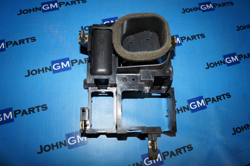 картинка Воздуховод отопителя 15784732 Cadillac Escalade GMT800 от магазина JohnGMparts