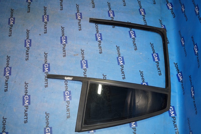 картинка Стекло двери задней левой форточка 25949487 Chevrolet Trailblazer от магазина JohnGMparts