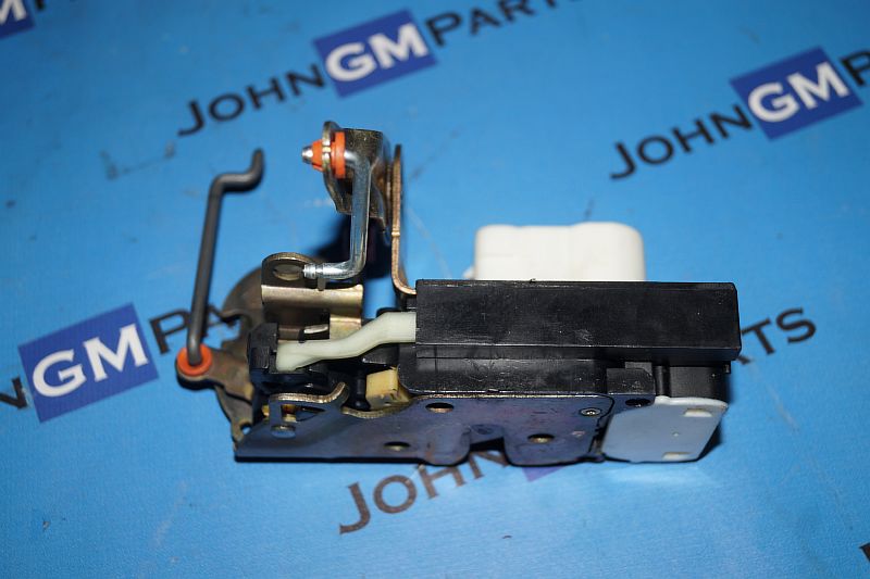 картинка Замок багажника 15110511 Chevrolet Trailblazer от магазина JohnGMparts