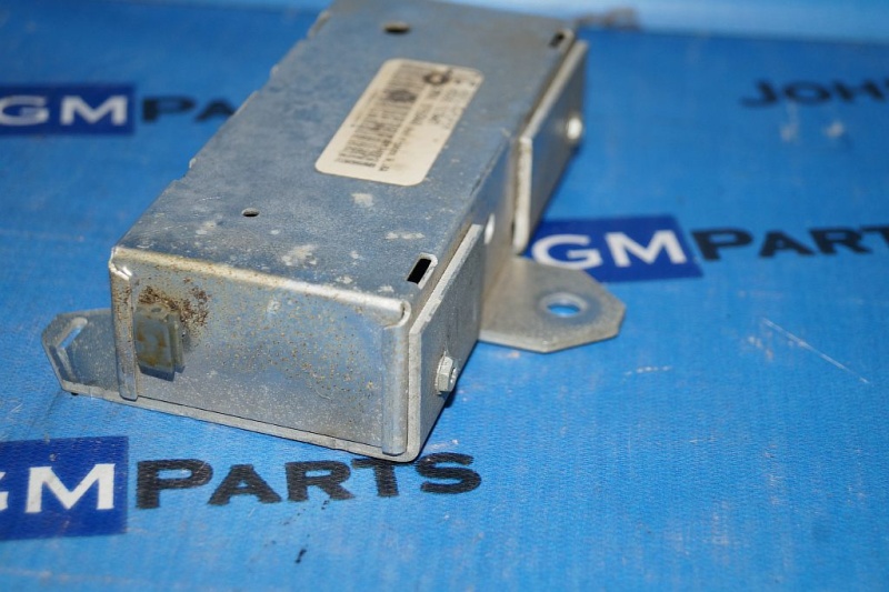 картинка Усилитель акустической системы 16218461 Chevrolet Tahoe GMT400 от магазина JohnGMparts