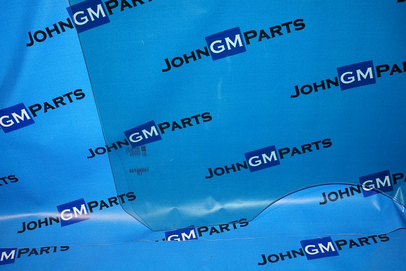 картинка Стекло двери передние левое 25930347 Chevrolet Trailblazer от магазина JohnGMparts