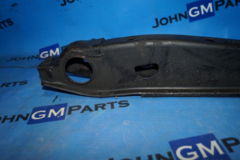 картинка Кронштейн крепления торсиона 15697843 Chevrolet Blazer от магазина JohnGMparts