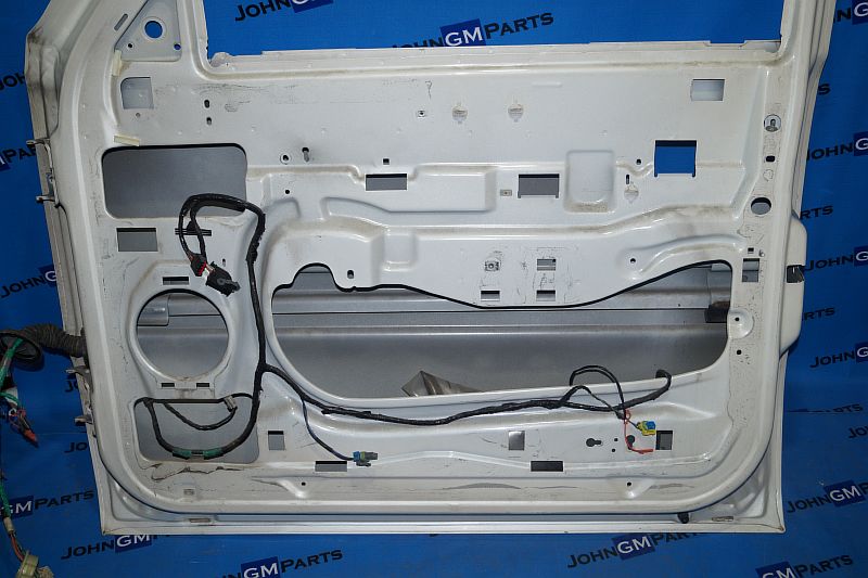 картинка Дверь передняя правая 15017224 Cadillac Escalade GMT800 от магазина JohnGMparts
