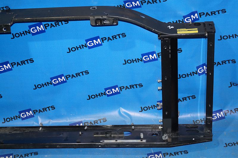 картинка Панель передняя (телевизор) 25815981 Cadillac Escalade GMT800 от магазина JohnGMparts