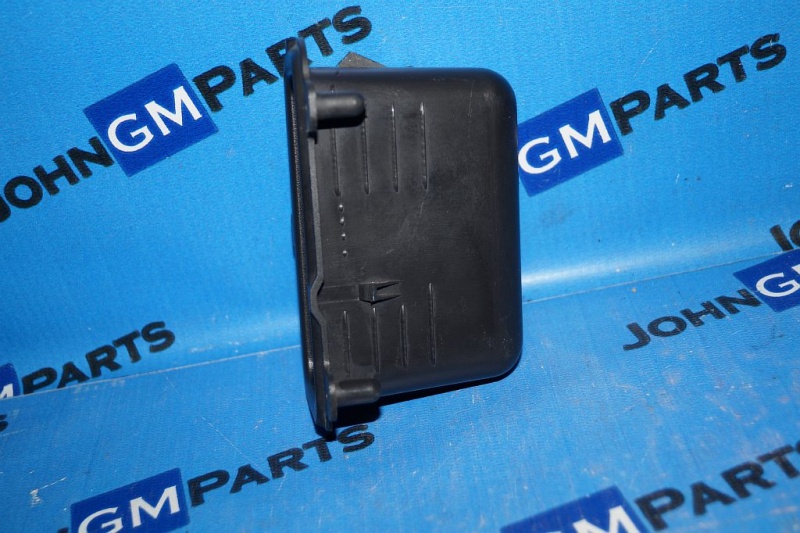 картинка Заглушка блока управления раздаткой 15732033 Cadillac Escalade GMT800 от магазина JohnGMparts