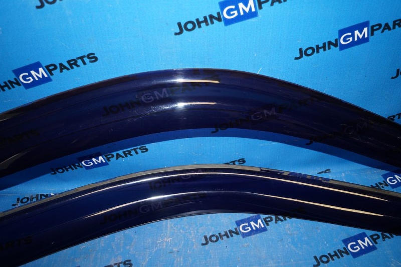 картинка Ветровики передние Chevrolet Tahoe GMT800 от магазина JohnGMparts