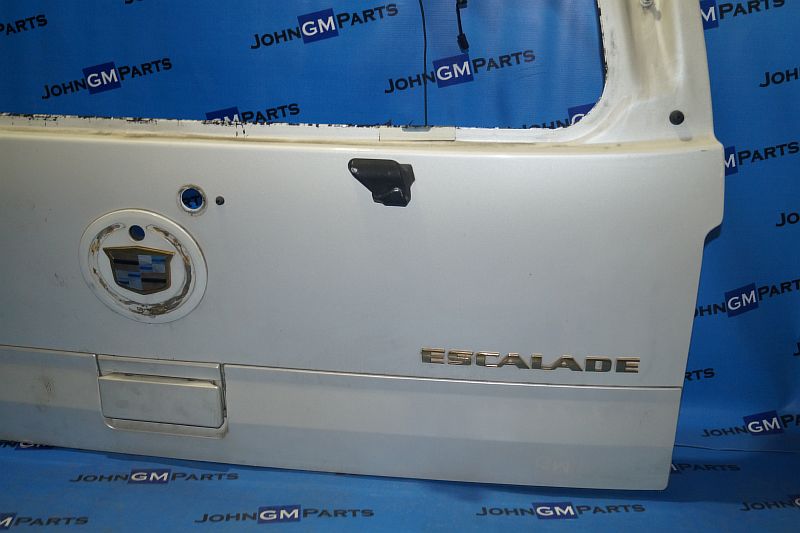 картинка Дверь багажника 15201297 Cadillac Escalade GMT800 от магазина JohnGMparts