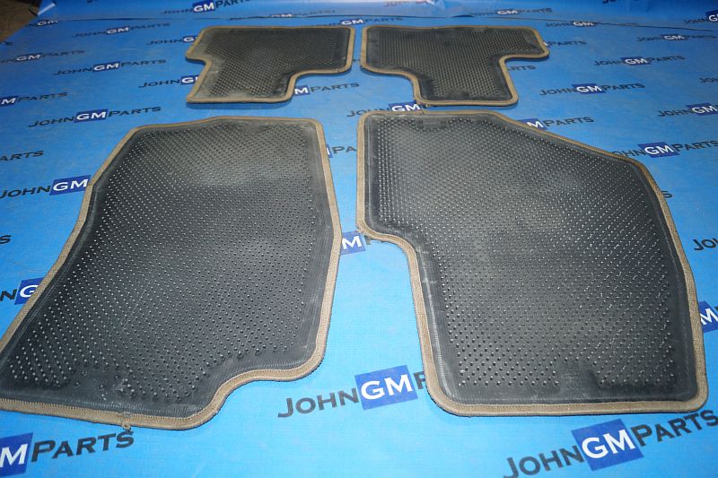 картинка Коврики комплект (Коричневый) Chevrolet Trailblazer от магазина JohnGMparts