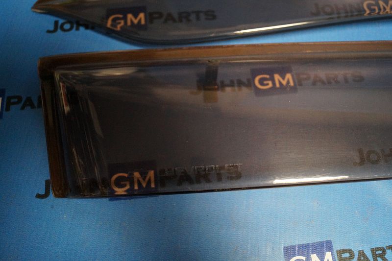 картинка Дефлекторы дверей Chevrolet Trailblazer от магазина JohnGMparts
